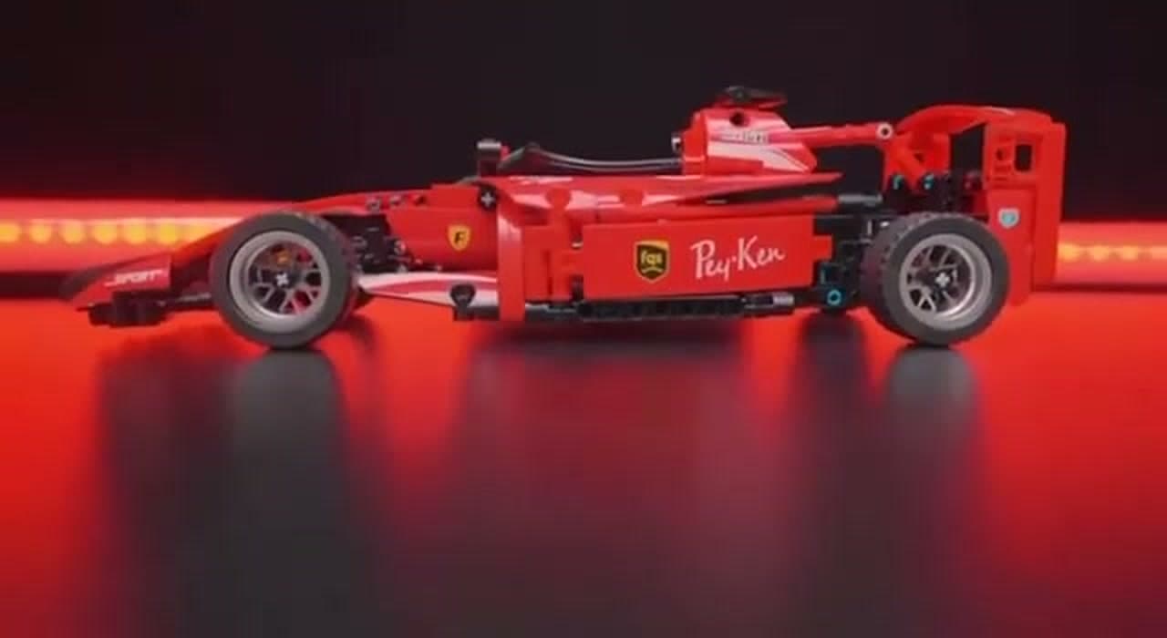 Carrinho F1 Ferrari Blocos de Montar 455 Peças Vista Lateral Esportiva